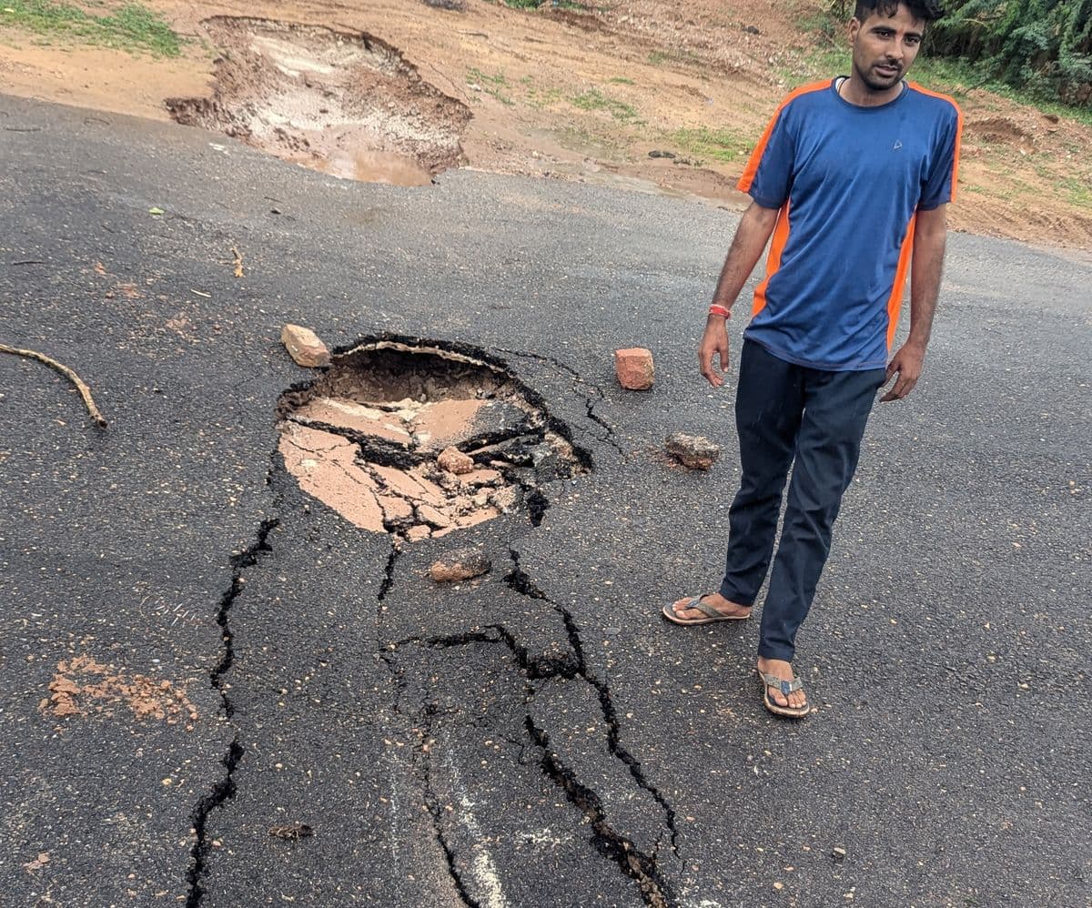 Road near Gogelav Dam worth Rs 18 crore caved in.