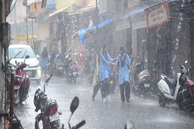 Lucknow Heavy Rainfall