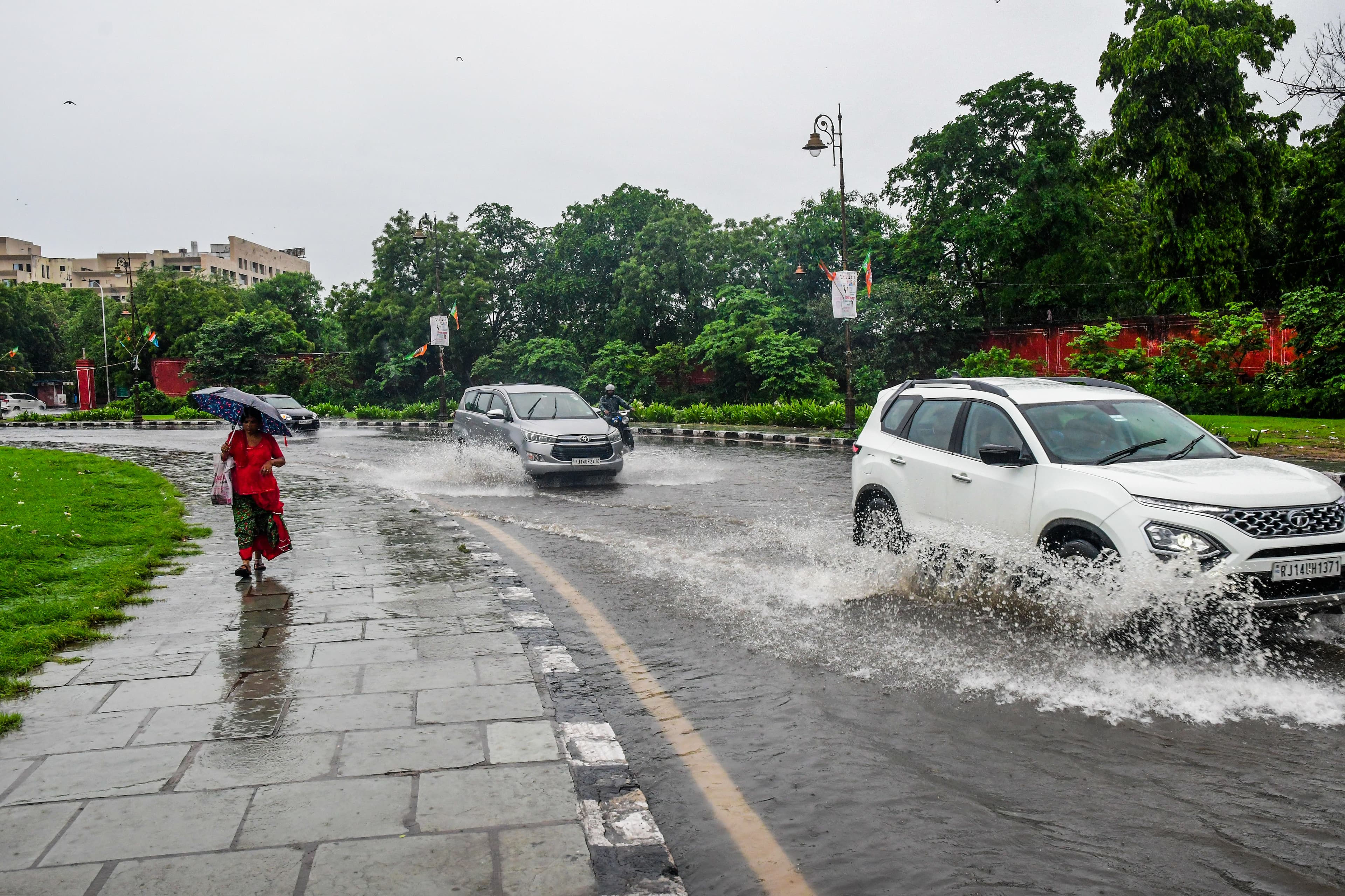 rainy day in jaipur 