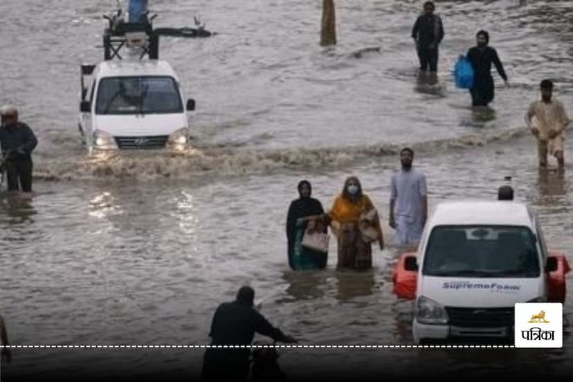 Heavy rain in Pakistan more than 250 died red Alert issue for 31 August School Closed