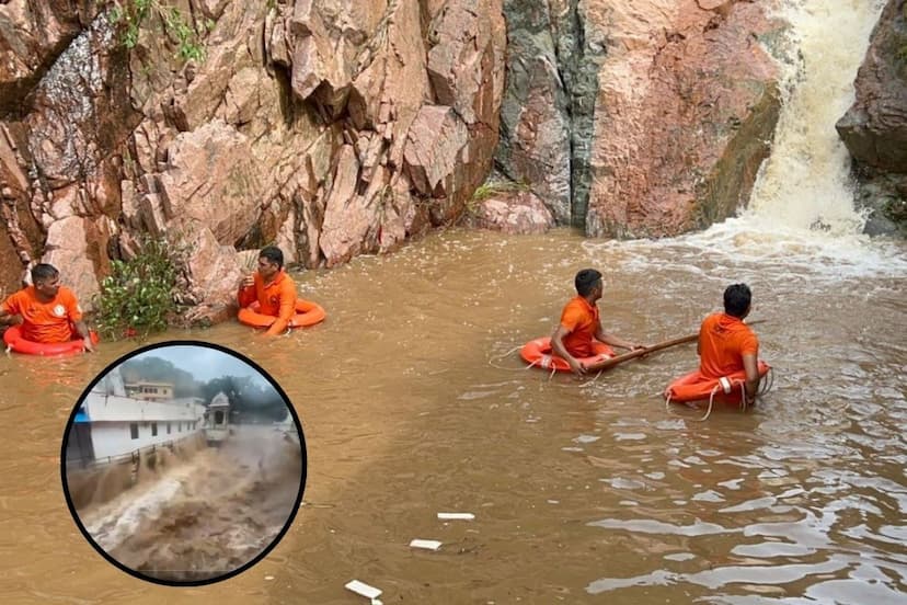 heavy rainfall in Sundhamata Dham, one devotee died due to flow