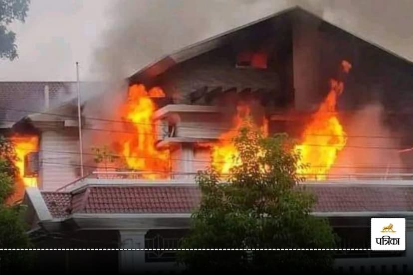 mashrafe mortazas house set on fire