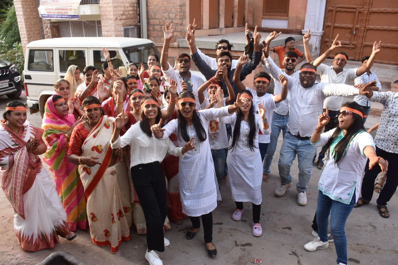 Ganpati Bappa Moriya, Bappa bid farewell amid cheers