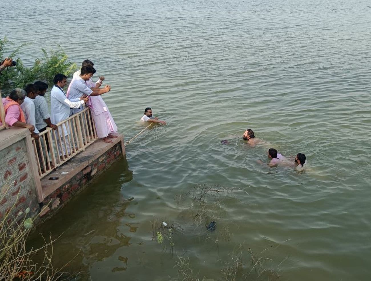 Brick made of penance by Dariav Maharaj like a floating paper boat in Ramdham Deval situated on the Lakhsagar coast of Ren in Nagaur district.