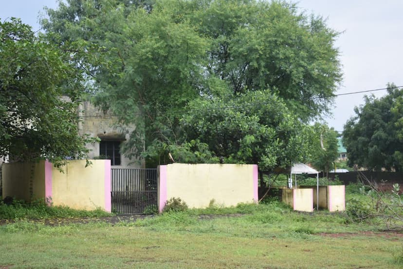 Superstition about ghosts in police quarters