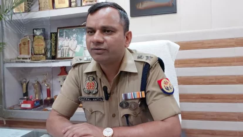 Moradabad SSP suspended 2 outpost incharges