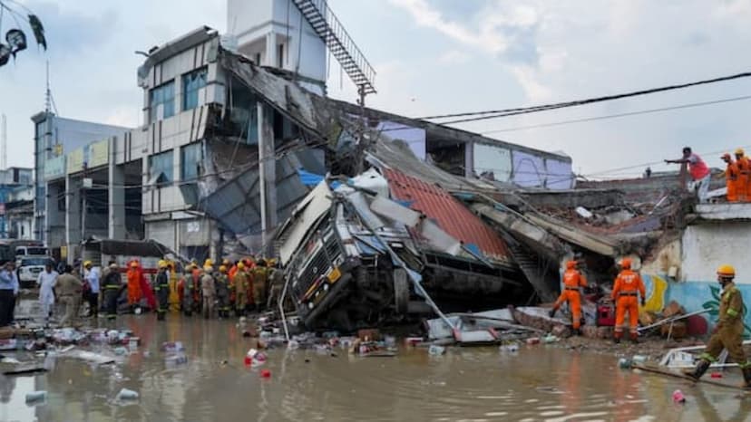 lucknow building collapse