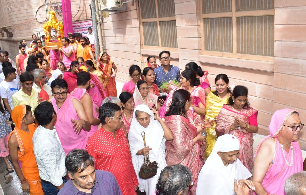 Shri Siddhachakra Mahamandal Vidhan and Knowledge-Meditation-Jinbhakti Yagya Procession