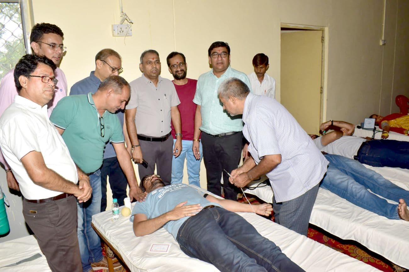 Blood donation camp organized under the joint aegis of Navodaya Alumni Society Kuchaman City and Rajasthan Patrika