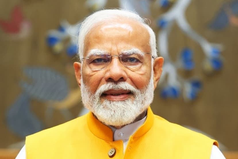 PM Modi: दिवाली से पहले पीएम मोदी देंगे बड़ी सौगात, 20 अक्टूबर को वाराणसी को मिलेंगे 3200 करोड़ के प्रोजेक्ट