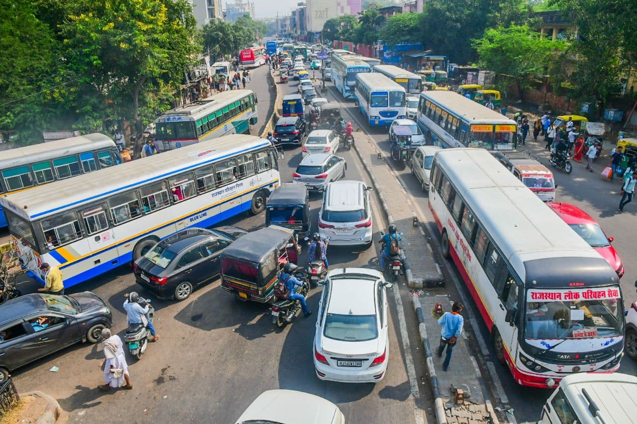 Narayan singh circle bus stop