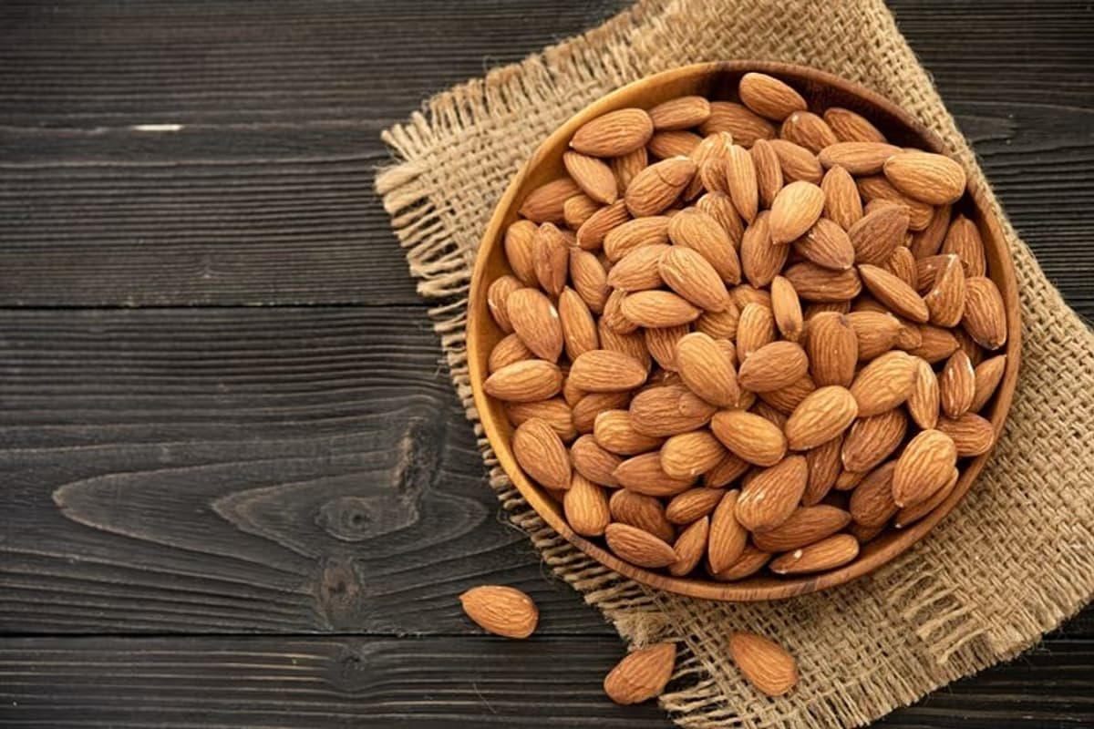 Benefits of Eating Almonds In winter